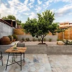 Cozy Maisonette - Relaxing Vibes Getaway