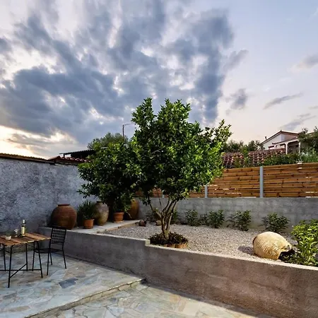 Cozy Maisonette - Relaxing Vibes Getaway Nyaraló