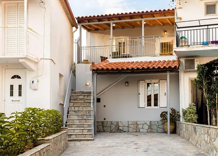 Cozy Maisonette - Relaxing Vibes Getaway Дом отдыха *