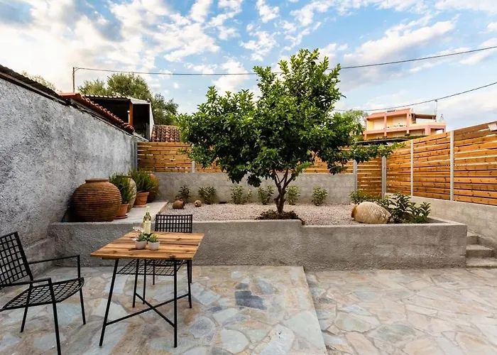 Cozy Maisonette - Relaxing Vibes Getaway